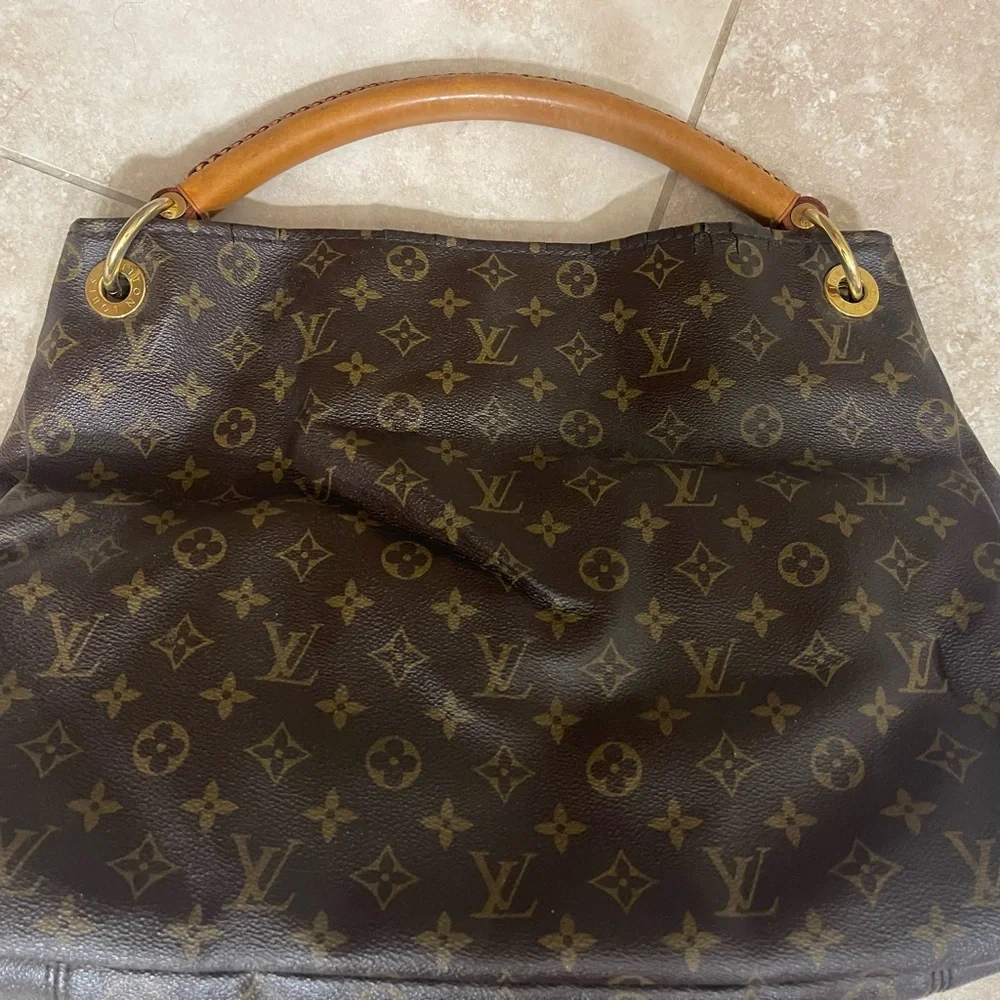 Louis Vuitton Artsy MM hand bag - Picture 1 of 4